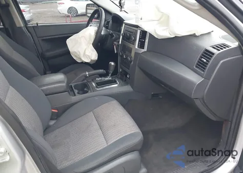 2010 Jeep Grand Cherokee Laredo z USA, uszkodzony, nr VIN 1J4PR4GK6AC134508